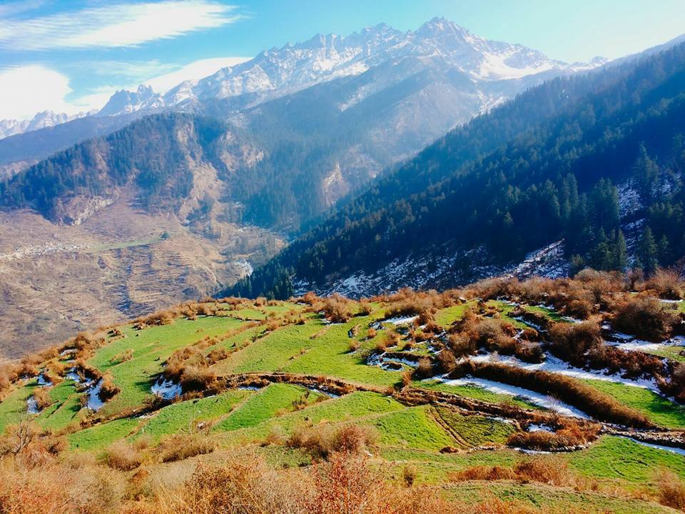Photo of Winter Kuari Pass: Hamlet in a snow by Madhura Gunye