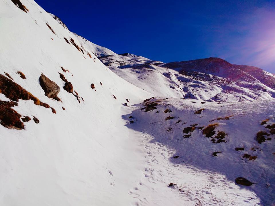 Photo of Winter Kuari Pass: Hamlet in a snow by Madhura Gunye
