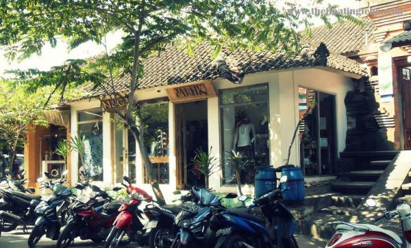 Photo of A walk through shopper's paradise of Bali by Sumil
