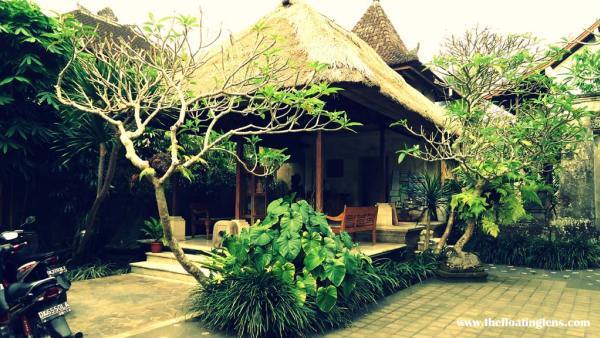 Photo of A walk through shopper's paradise of Bali by Sumil