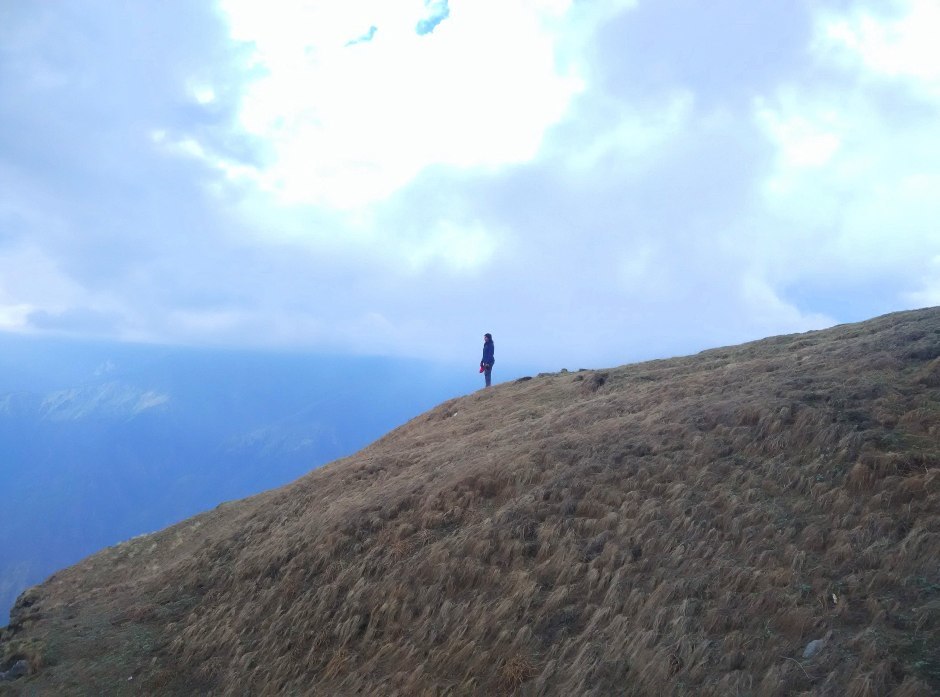 Photo of Sar Pass, Sosan, Himachal Pradesh, India by Life Outside Cubicle