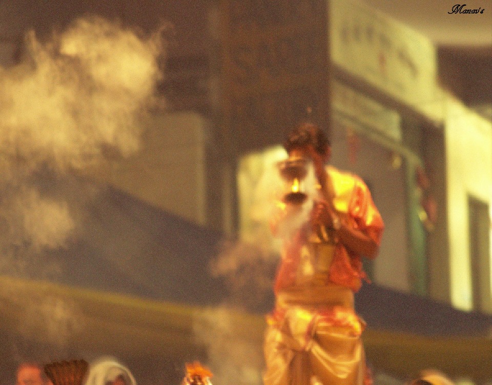 Photo of Varanasi, Uttar Pradesh, India by Manuhar Jainn