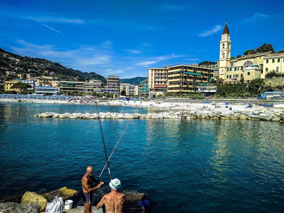 Photo of Genoa and the ligurian trails 24/24 by Agnirudra Sikdar