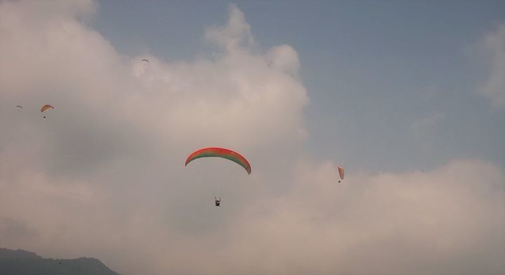 Photo of Escape into Himalayas from the monotonous corporate life by Akanksha Singh