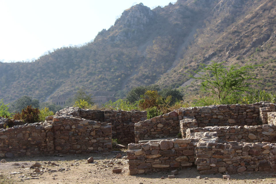 Photo of Bhangarh Fort, Bhangarh, Rajasthan, India by Prashant Srivastava