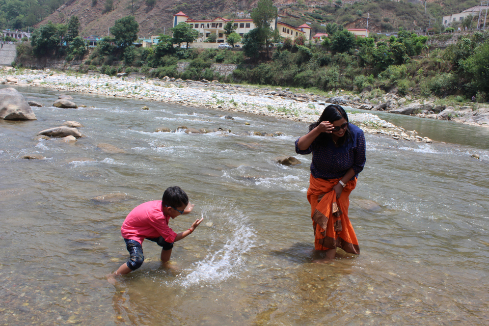 Photo of Road Trip in the Lap of Majestic Mountains (Chaukori) 1/1 by Prashant Srivastava