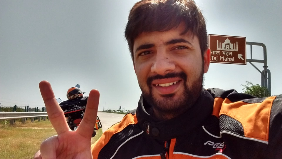 Photo of Agra, Uttar Pradesh, India by otopirt