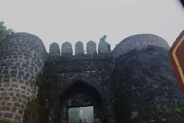 Photo of Sinhagad Fort, Thoptewadi, Maharashtra, India by Bhupendra Singh