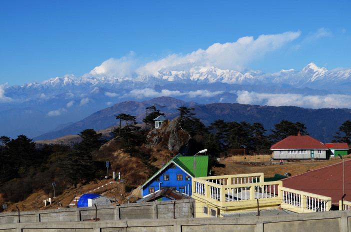 Photo of Sandakphu-Phalut Winter Trek 12/26 by Chandro Samadder