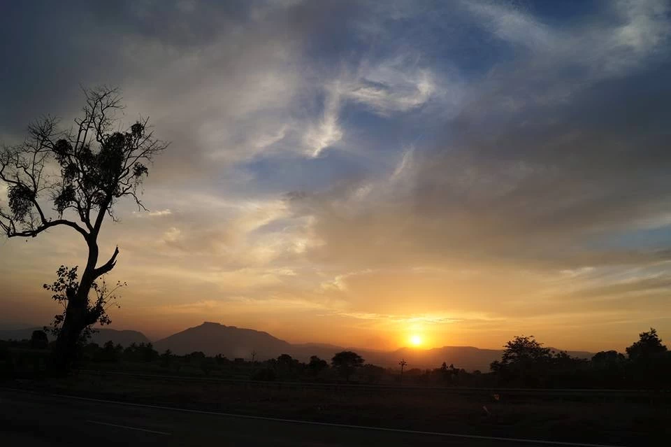 Photo of Mumbai, Maharashtra, India by Sravan Yadav