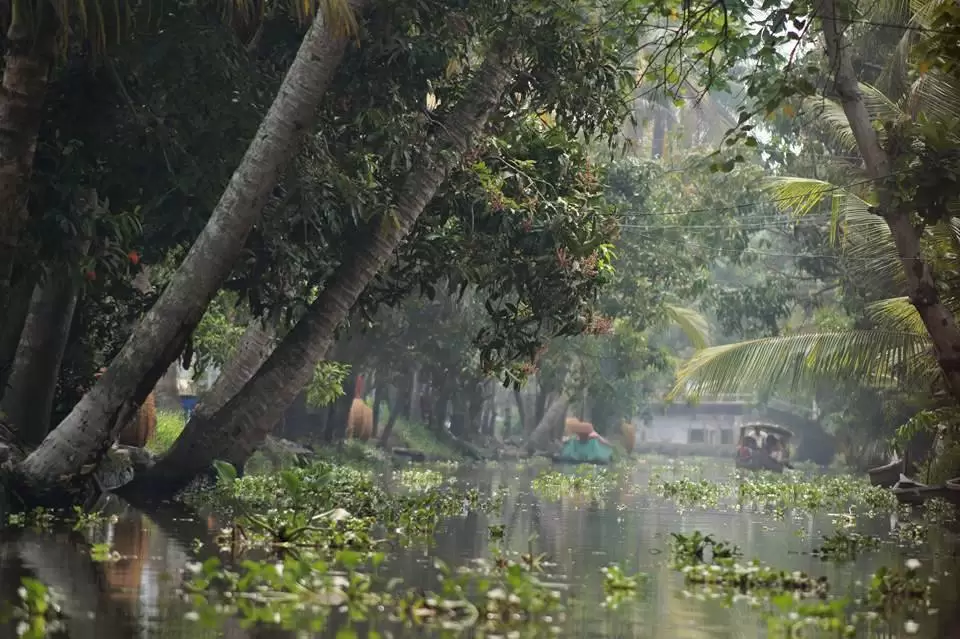 Photo of Alappuzha, Kerala, India by Sravan Yadav