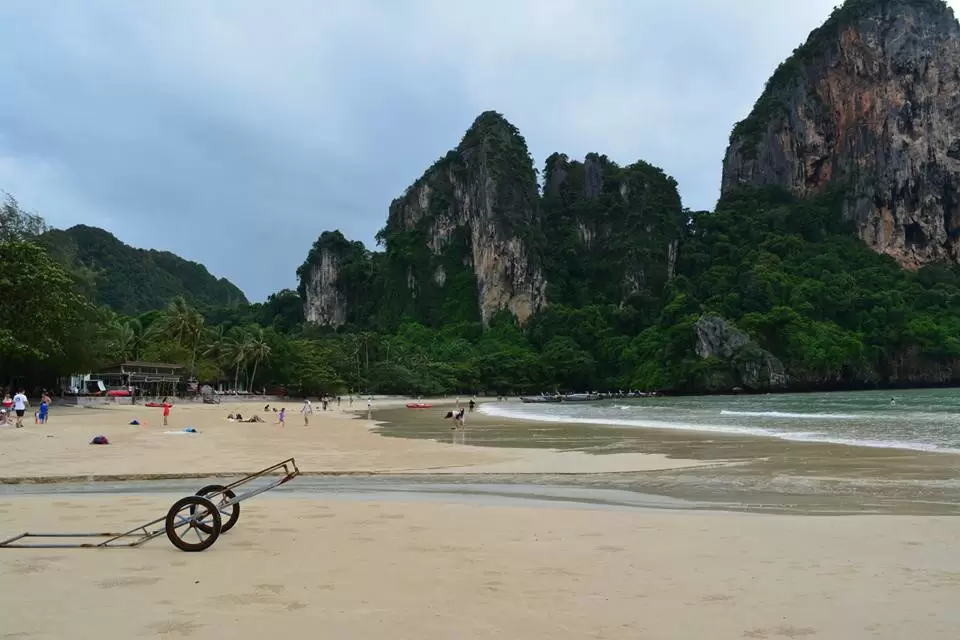 Photo of Railay Beach, Railay Beach, Krabi, Thailand by NIKHIL JAIN