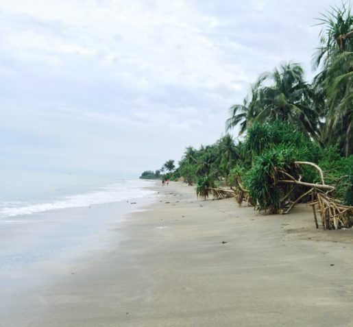 Photo of Bangladesh: How to Visit Saint Martin's Island by Fishing Trawler! 1/1 by Tanya.Korteling