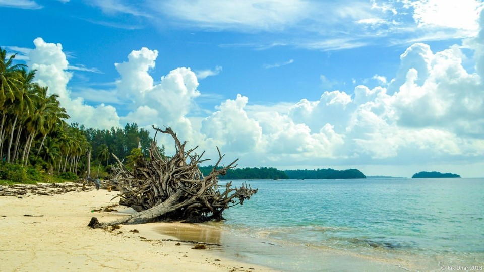 Photo of 7 Most Beautiful Beaches In Andaman And Nicobar Islands | GarimaShares 4/5 by Garima Bhaskar