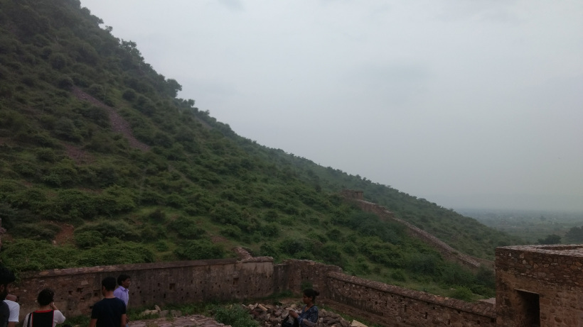 Photo of Bhangarh; The ruined town 2/10 by Touring&tales