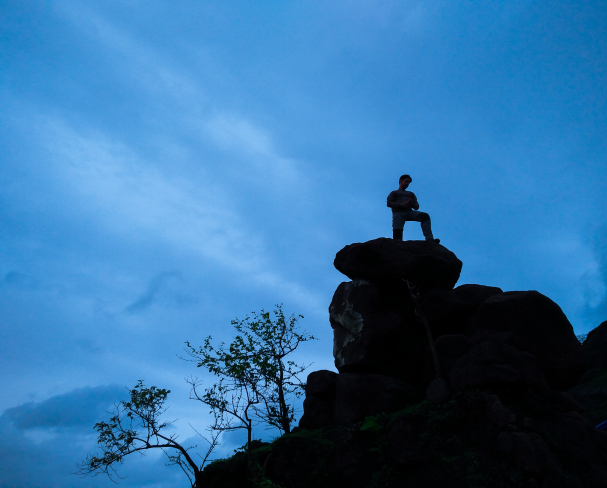 Photo of 16,000 Steps | 2300 feet | My Trekking Story | Travel Blog | Kalavantin Durg - 2016 by The HodoPillais
