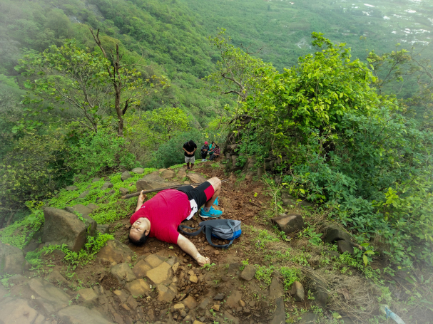 Photo of 16,000 Steps | 2300 feet | My Trekking Story | Travel Blog | Kalavantin Durg - 2016 by The HodoPillais