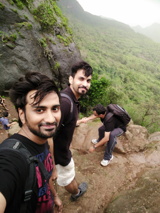 Photo of 16,000 Steps | 2300 feet | My Trekking Story | Travel Blog | Kalavantin Durg - 2016 by The HodoPillais