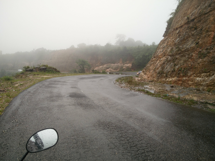 Photo of Dawki: A Ride Into the Clouds 9/25 by Pragmatic Traveller