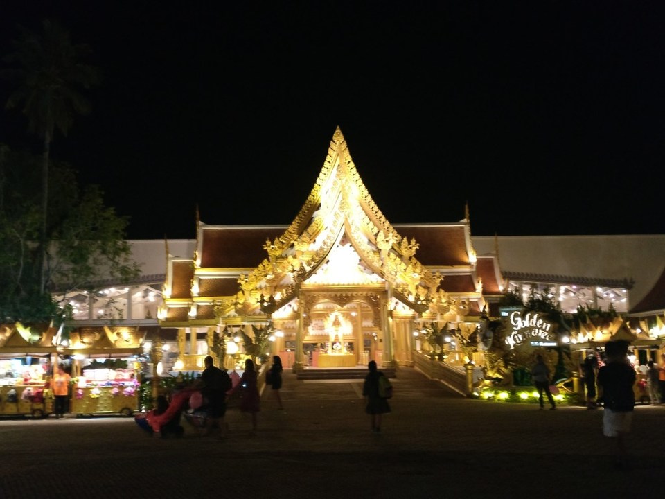 Photo of 3 Days in Phuket - Things to do. · MAP CAMERA TRAVEL by Map Camera Travel