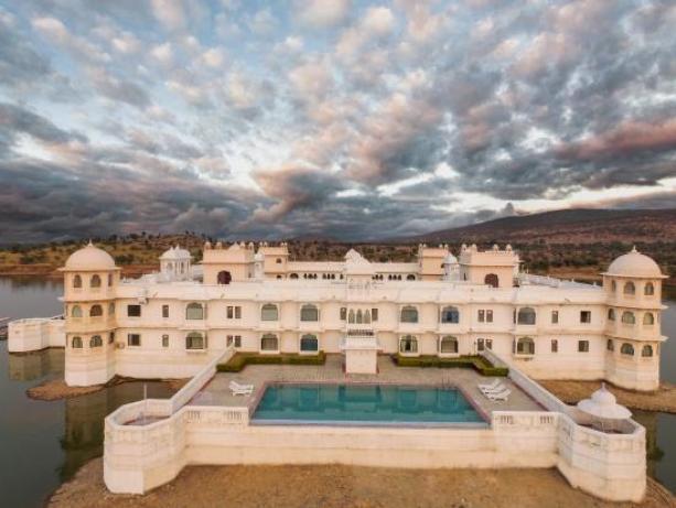 Photo of Stay in this Luxury Palace Hotel amidst the Lake to experience royal staycation by Map Camera Travel