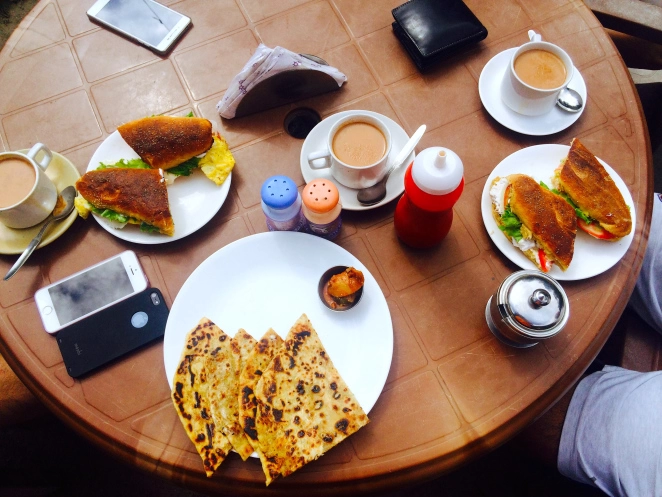 Photo of Insta envy cafés in Manali where you can sip & binge under INR 500 by Manmeet Kaur