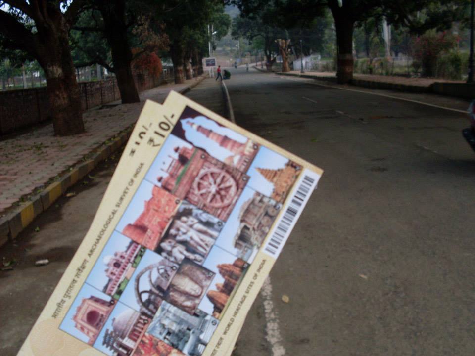 Photo of Sanchi stupa 2000 years of solitude -day trip from bhopal 8/16 by Azam Siddiqui