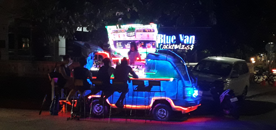 Photo of Pub Street, Krong Siem Reap, Cambodia by Vikram Mn