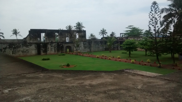 Photo of Anjengo Fort, Anchuthengu, Kerala, India by Vikram Mn