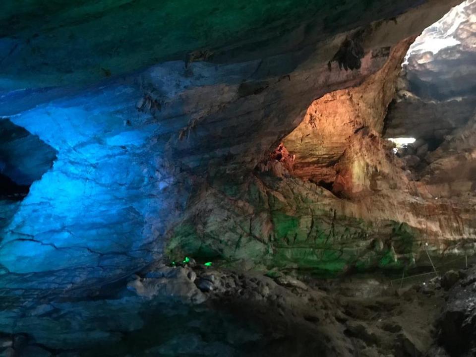 Photo of Borra Caves, Andhra Pradesh, India by Vikram Mn