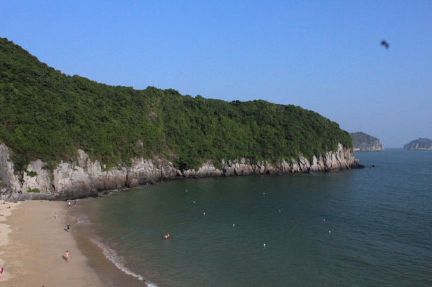 Photo of Cat Ba island- Emerald Waters, my first time Kayaking and more! 2/8 by Yashodhara Roy