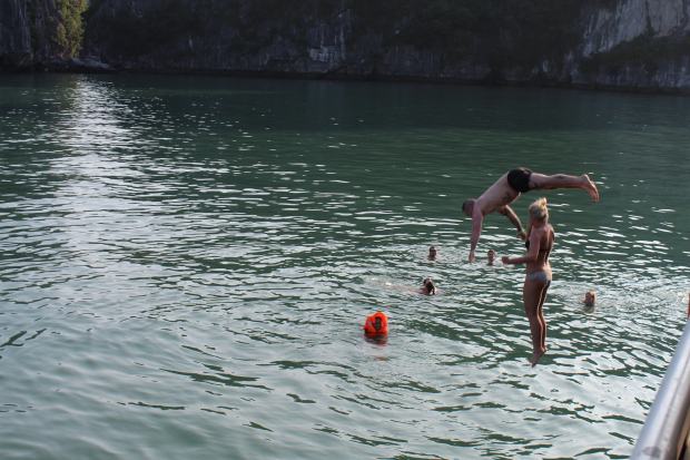 Photo of Cat Ba island- Emerald Waters, my first time Kayaking and more! 6/8 by Yashodhara Roy