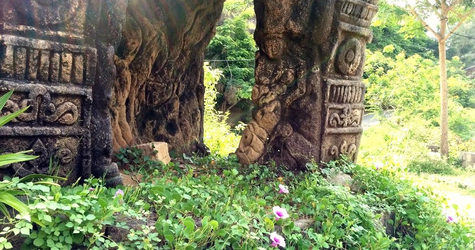 Photo of Slow Travel : Madhavpur , Gujarat - Moonlitekingdom 1/3 by Sudeepta Sanyal