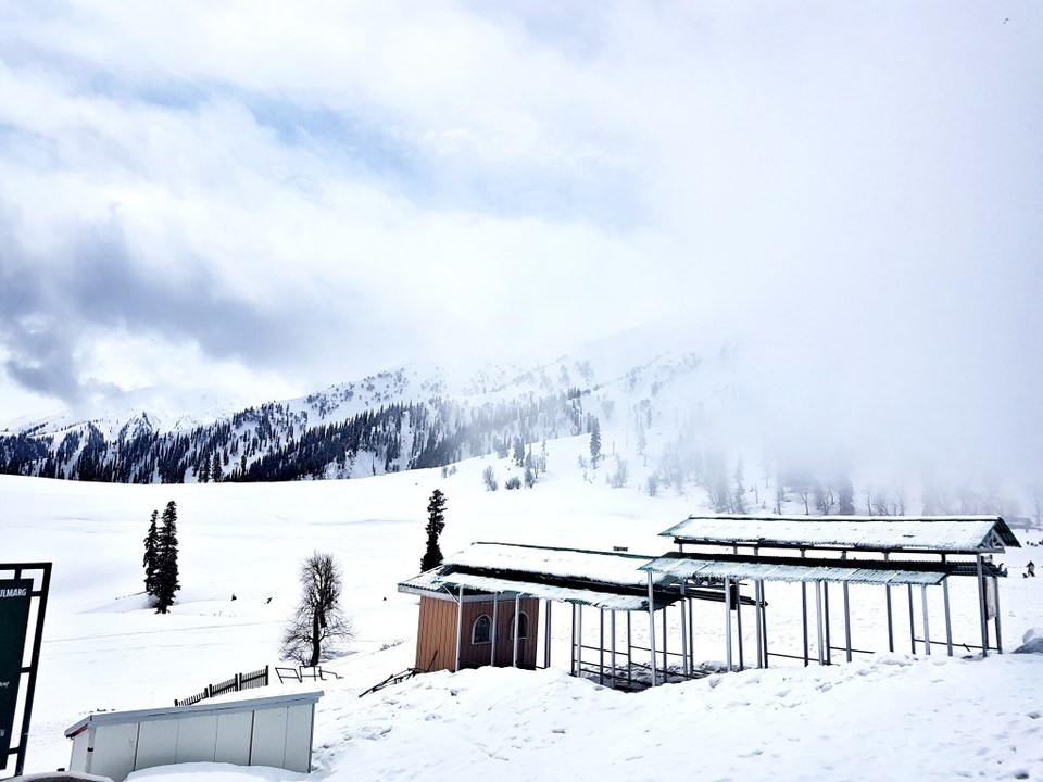 Photo of India's Very Own Winter Wonderland: Gulmarg 1/8 by Twinkle Bakshii