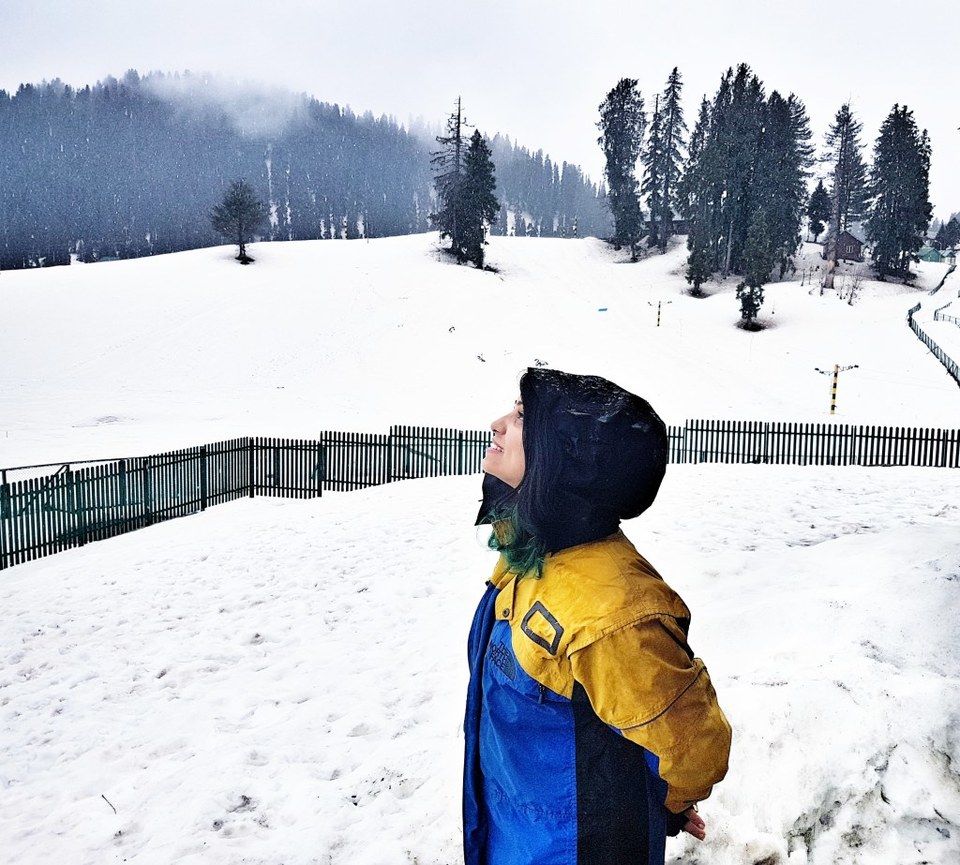 Photo of India's Very Own Winter Wonderland: Gulmarg 2/8 by Twinkle Bakshii