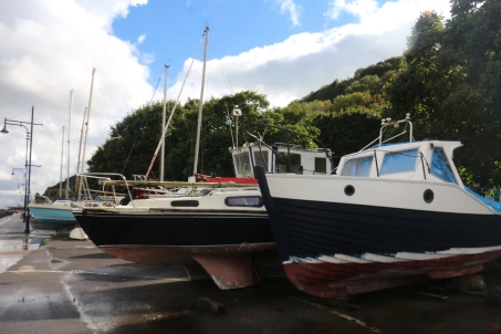 Photo of A day in Mumbles. by Nivedita Chatterjee