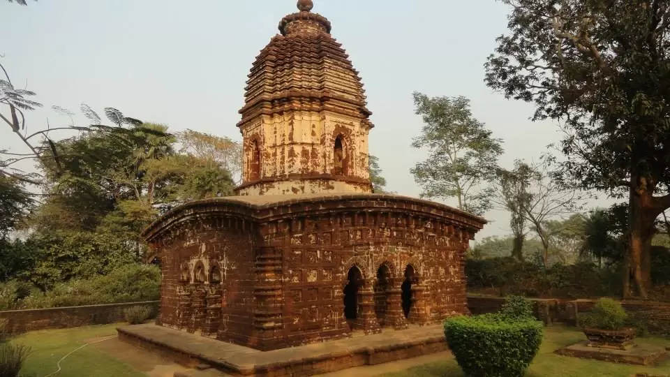 Photo of Bishnupur by rajibkar.ph