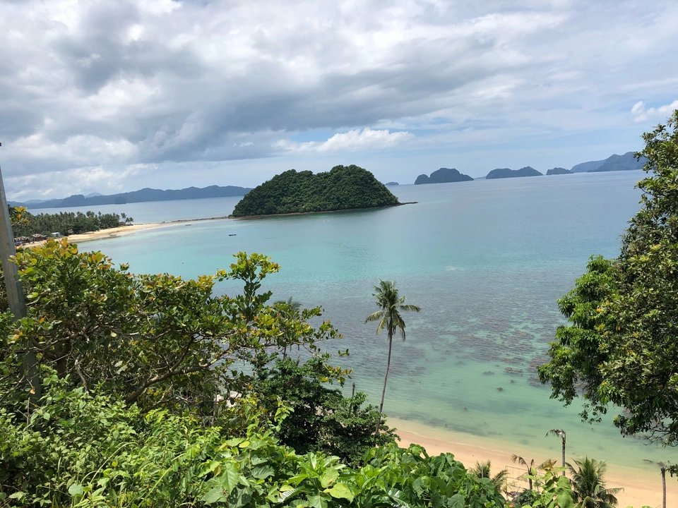 Photo of Las Cabanas Beach Resort, El Nido, Palawan, Philippines by Venkatesh Nayak