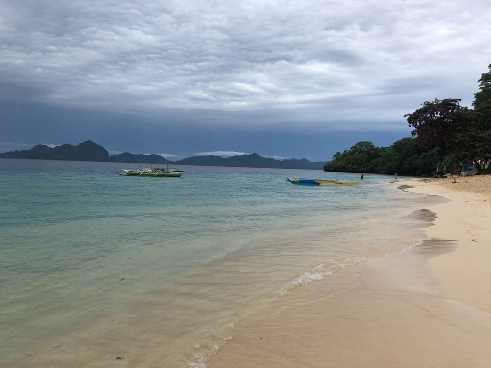 Photo of Small Lagoon, El Nido, Philippines by Venkatesh Nayak