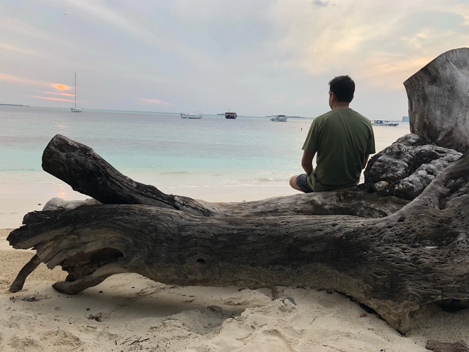 Photo of Malahini Kuda Bandos Resort, Maldives by Venkatesh Nayak