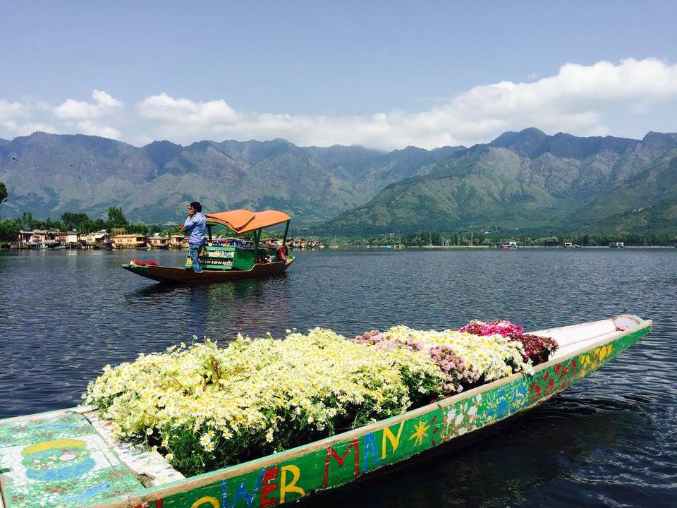 Photo of Dal Lake, Boulevard Road, Rainawari, Srinagar by Nancy