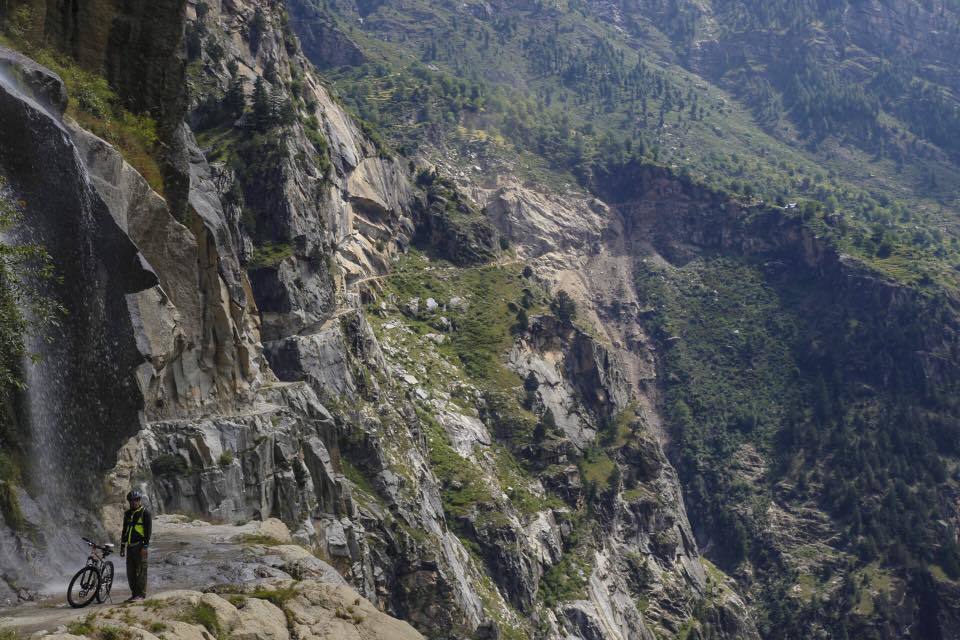 Photo of Cycling on World Most Dangerous Road 4/13 by Sayan Nath