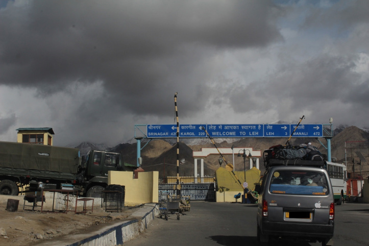 Photo of How we took off for Leh? 5/5 by Niraj Gandhi