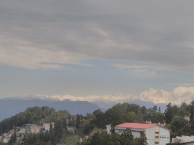 Photo of Darjeeling #WanderfulWednesday 4/8 by Balaka Basu
