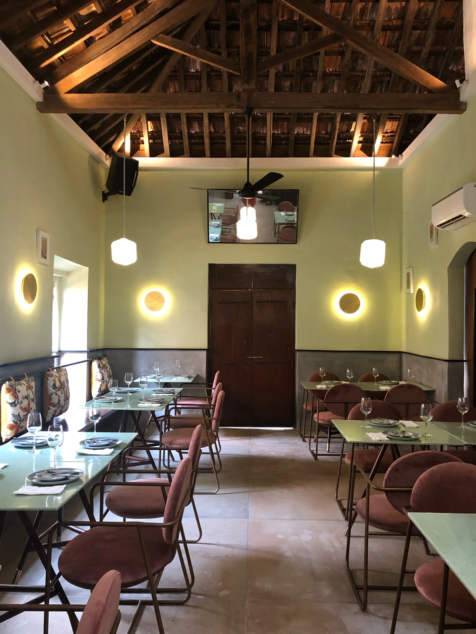 Photo of Mahe - Modern Coastal Cuisine, Calangute - Arpora Road, Near, Anjuna, Goa, India by NJ Vlogger