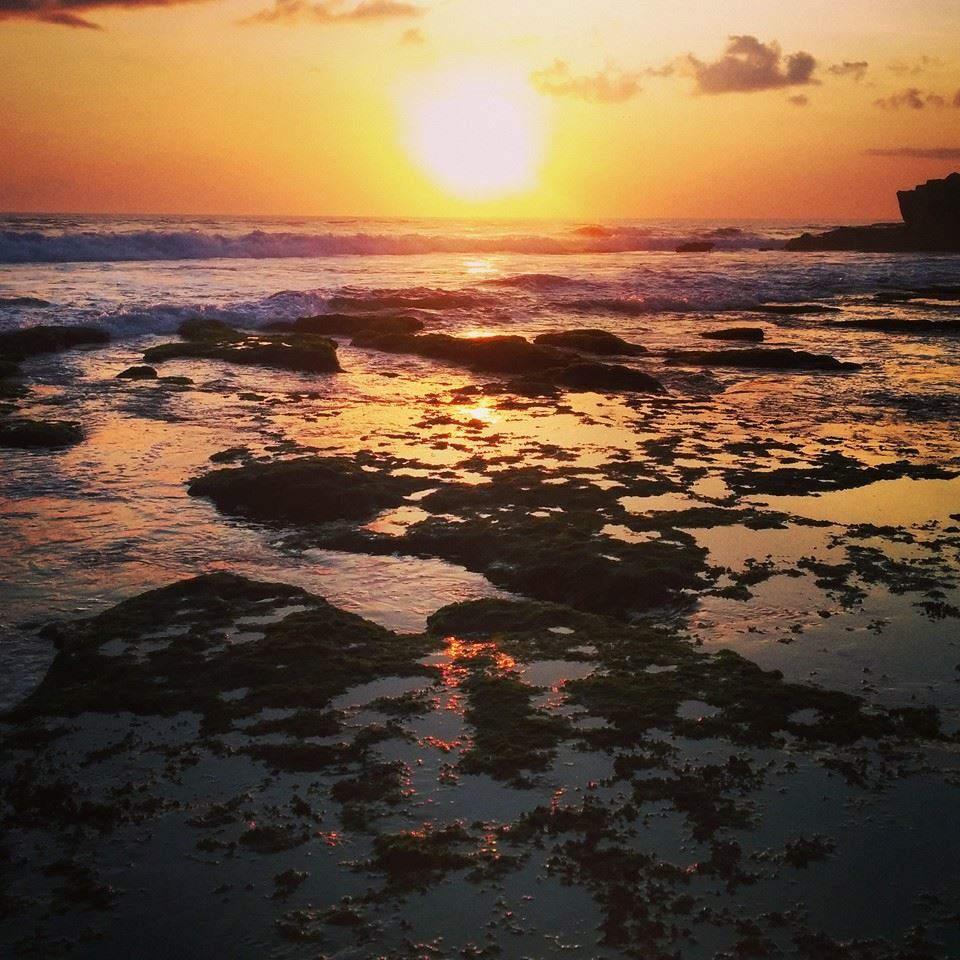 Photo of Backpacking Bali : Mega Clubs Beaches Parties and a lot Of KupuKupu Malam 6/13 by Brokedudetraveling