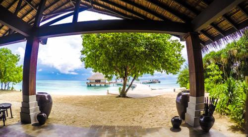 Photo of Maldives: a small huge paradise 40/90 by Aian Mejillano