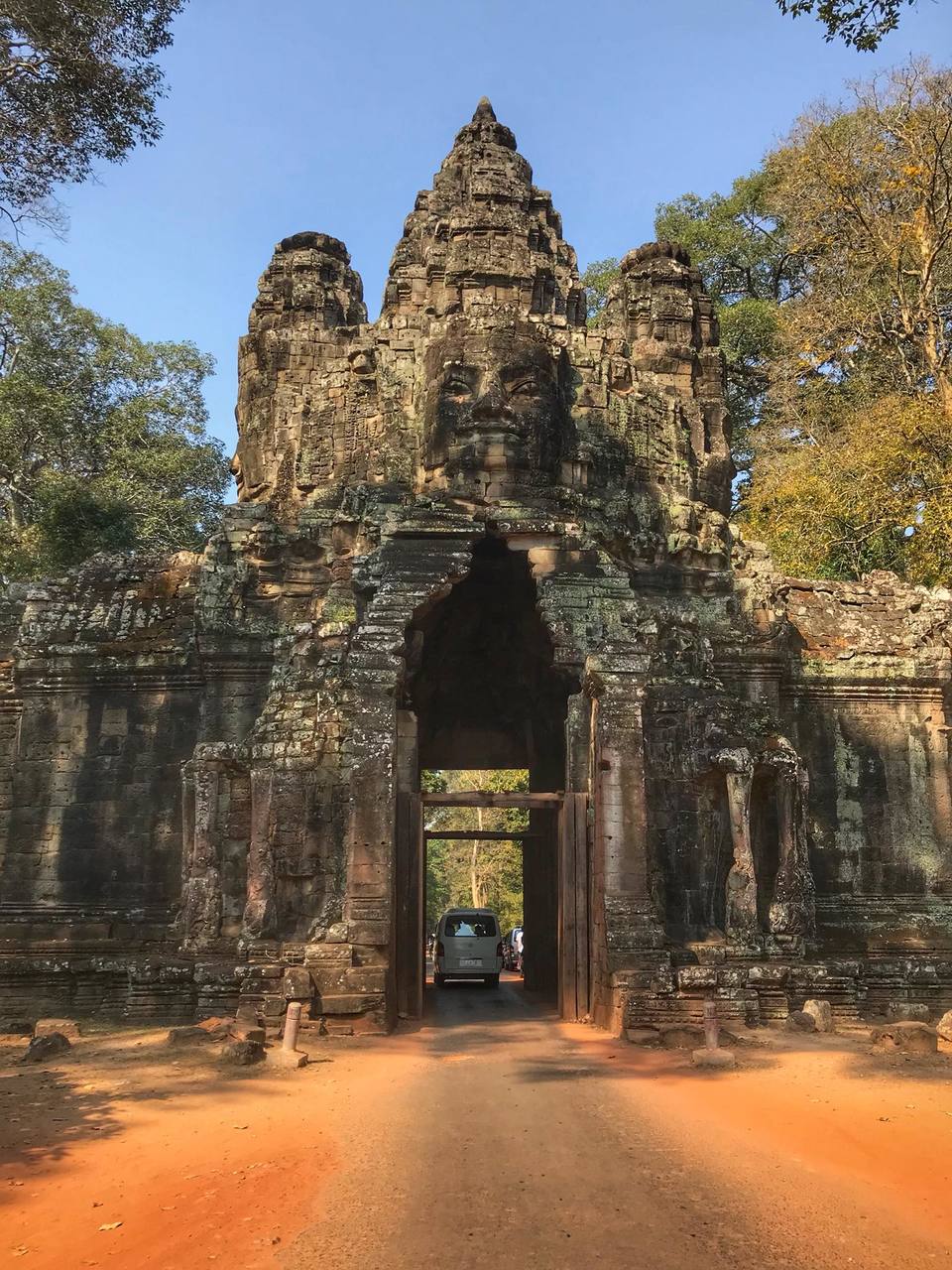 Photo of HOW I TRAVELED SUPER-CHEAP TO CAMBODIA 2/7 by ALOK SINGH