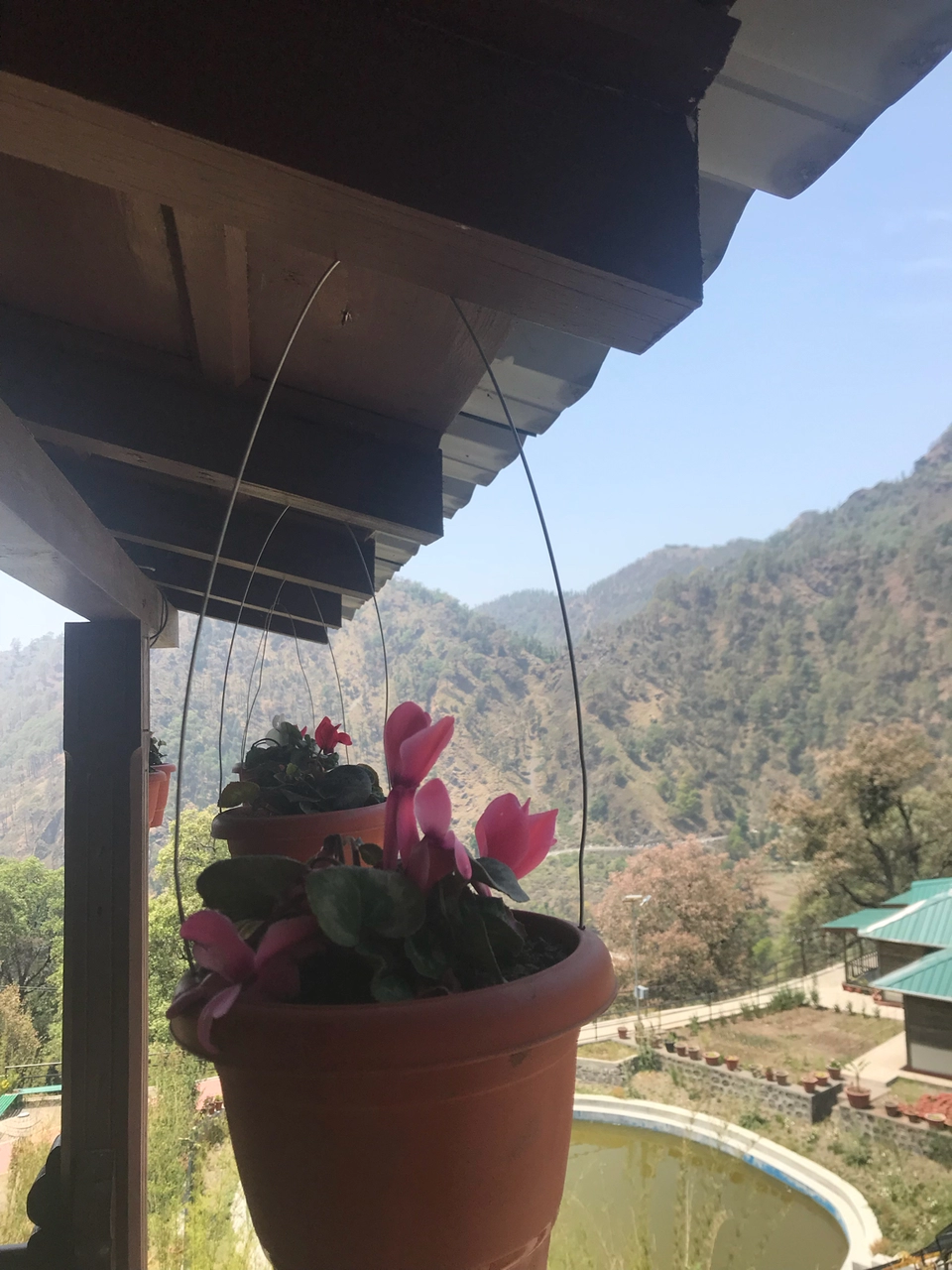 Photo of Himalyan Foothills Of Kausani! 3 Day Escapade. by Nida