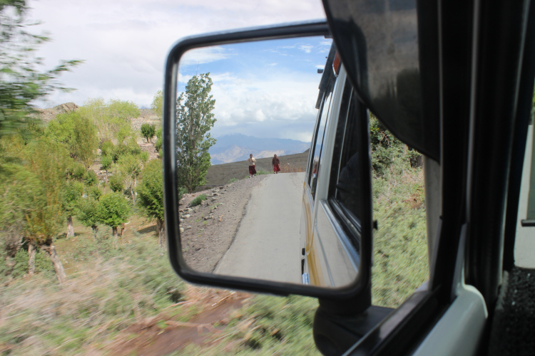 Photo of Why you should ditch tour Packages And plan by your own 1/1 by Rai Mukhrjee